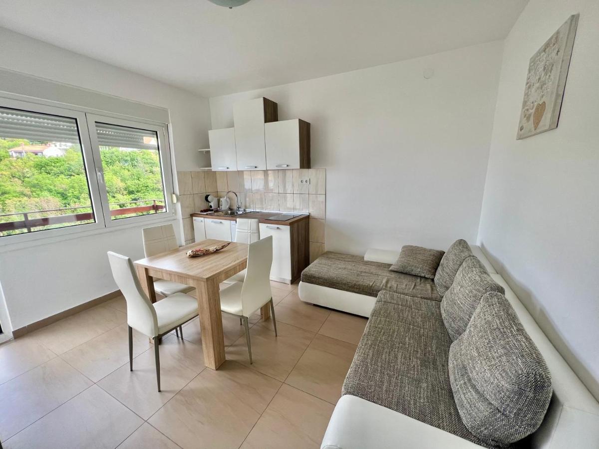 Apartman Velly Jadranovo Luaran gambar
